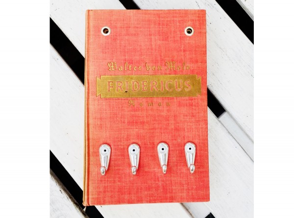 Schlüsselbrett Vintage aus Buch Fredericus