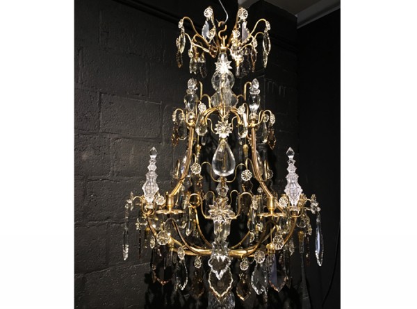 Cage Chandelier Style in Louis XV