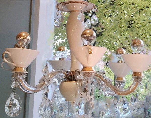 Chandelier Tea Cup Vintage