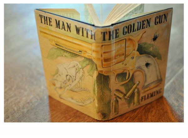 The Man with The Golden Gun Ian Fleming 1965 James Bond Erste Auflage